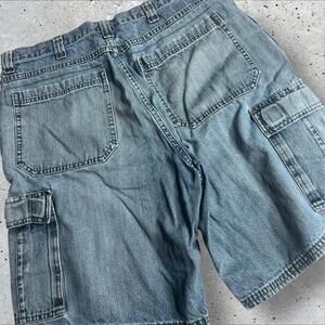 Wrangler‎ Y2K Baggy Faded Denim Cargo Shorts Size 34